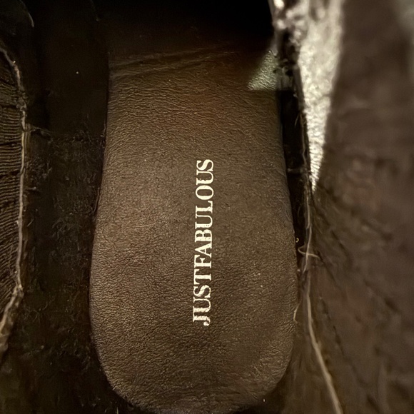 JustFab "Jenna" Women's Ankle Boots Black Studded Suede Slip On Block Heels 9.5 - Picture 11 of 11